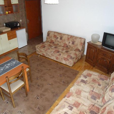 Lazar Apartments Petrovac Buitenkant foto