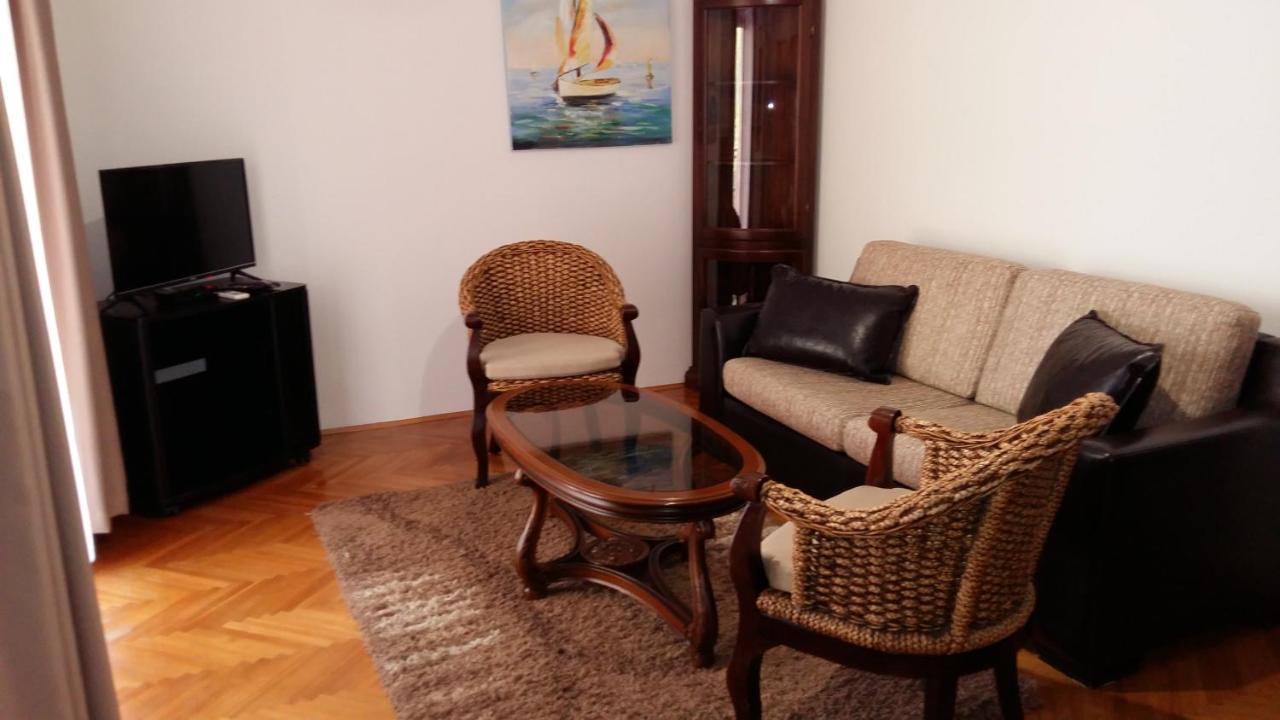 Lazar Apartments Petrovac Buitenkant foto