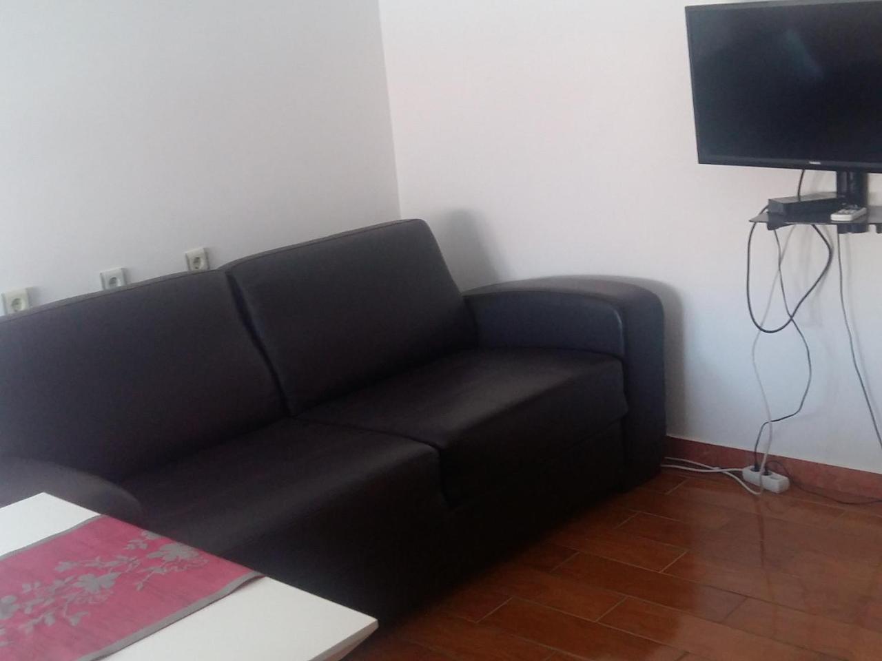 Lazar Apartments Petrovac Buitenkant foto