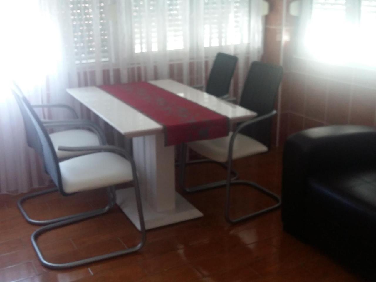 Lazar Apartments Petrovac Buitenkant foto