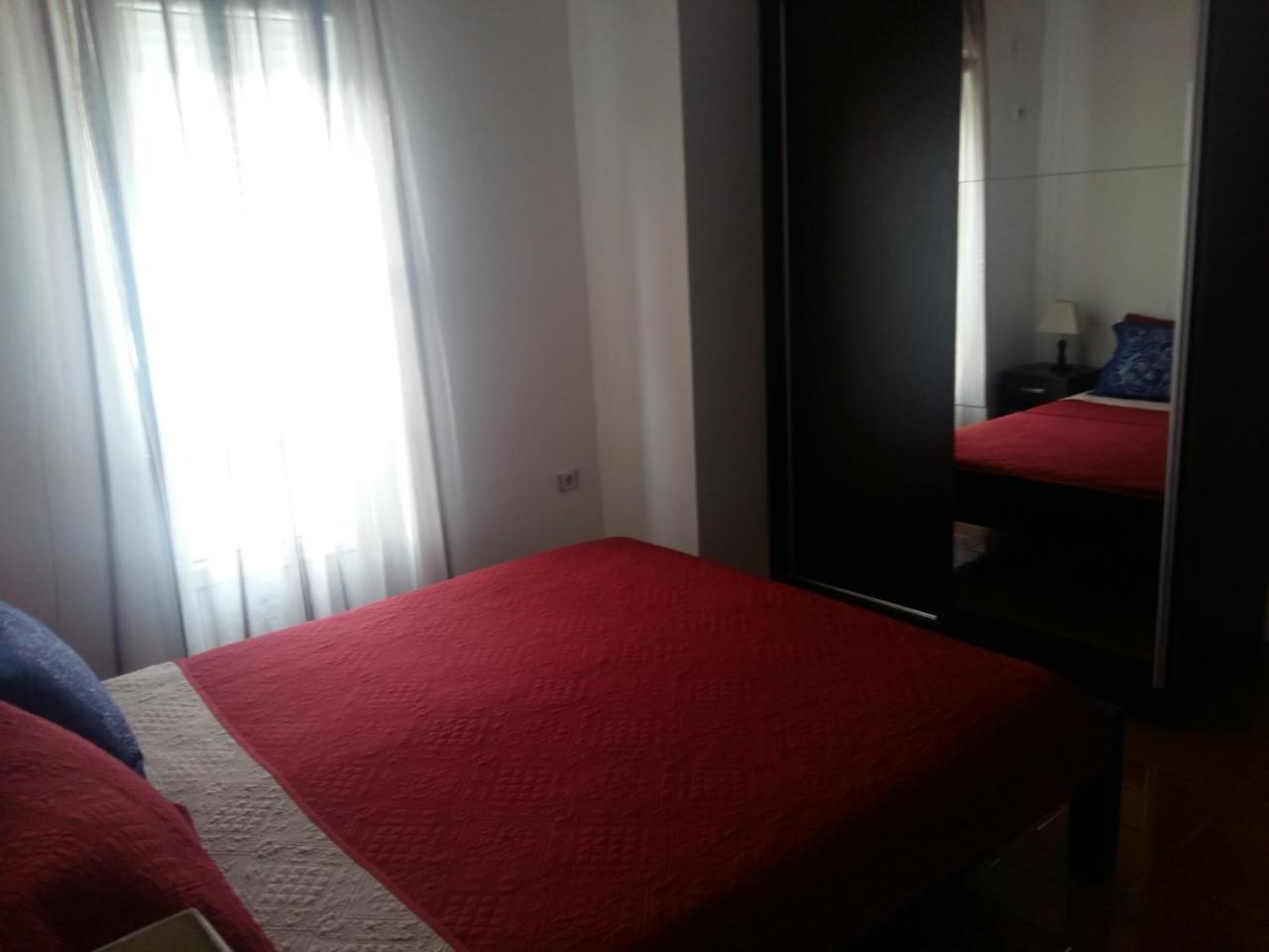 Lazar Apartments Petrovac Buitenkant foto